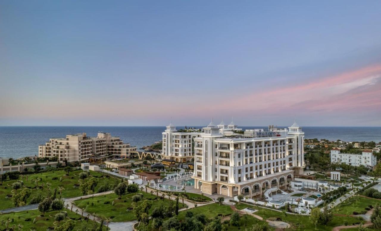 Merit Royal Diamond Hotel & Spa Karavas  外观 照片