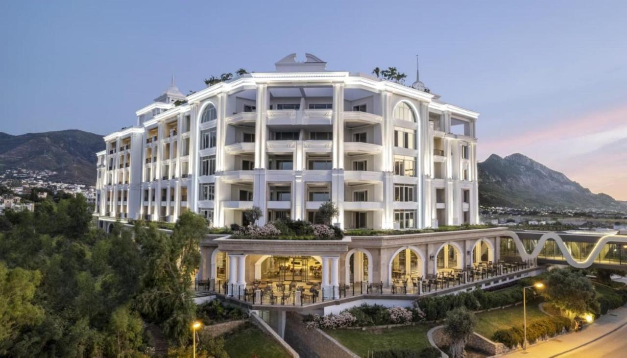 Merit Royal Diamond Hotel & Spa Karavas  外观 照片