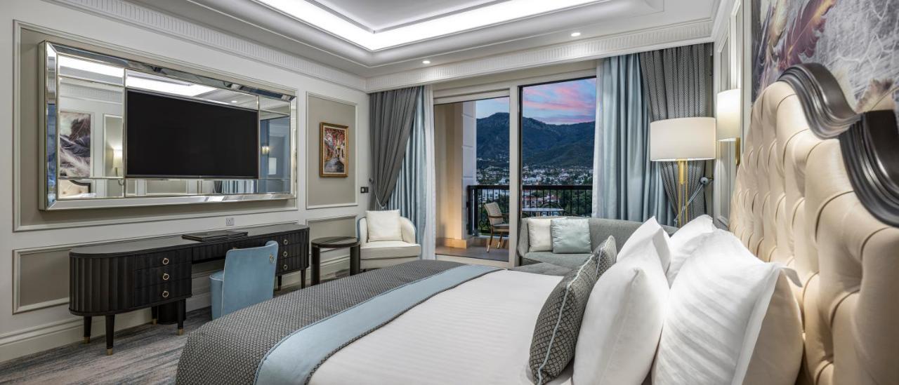 Merit Royal Diamond Hotel & Spa Karavas  外观 照片
