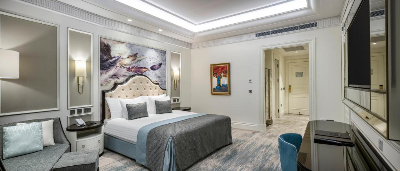 Merit Royal Diamond Hotel & Spa Karavas  外观 照片