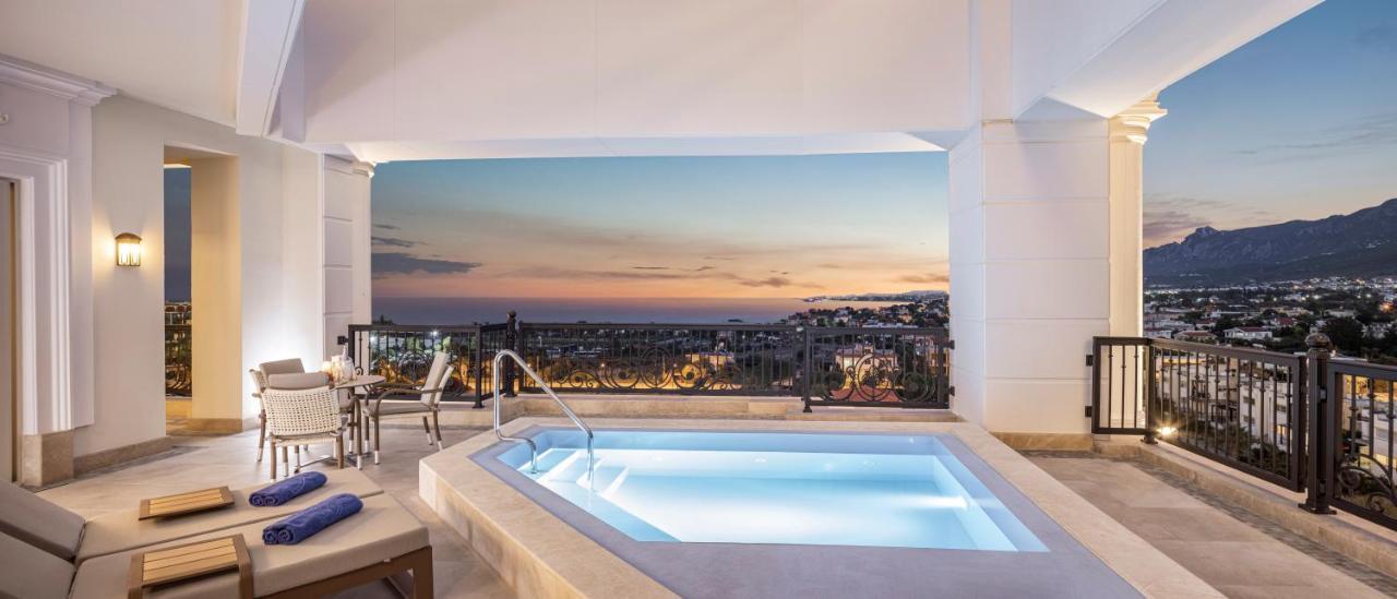 Merit Royal Diamond Hotel & Spa Karavas  外观 照片