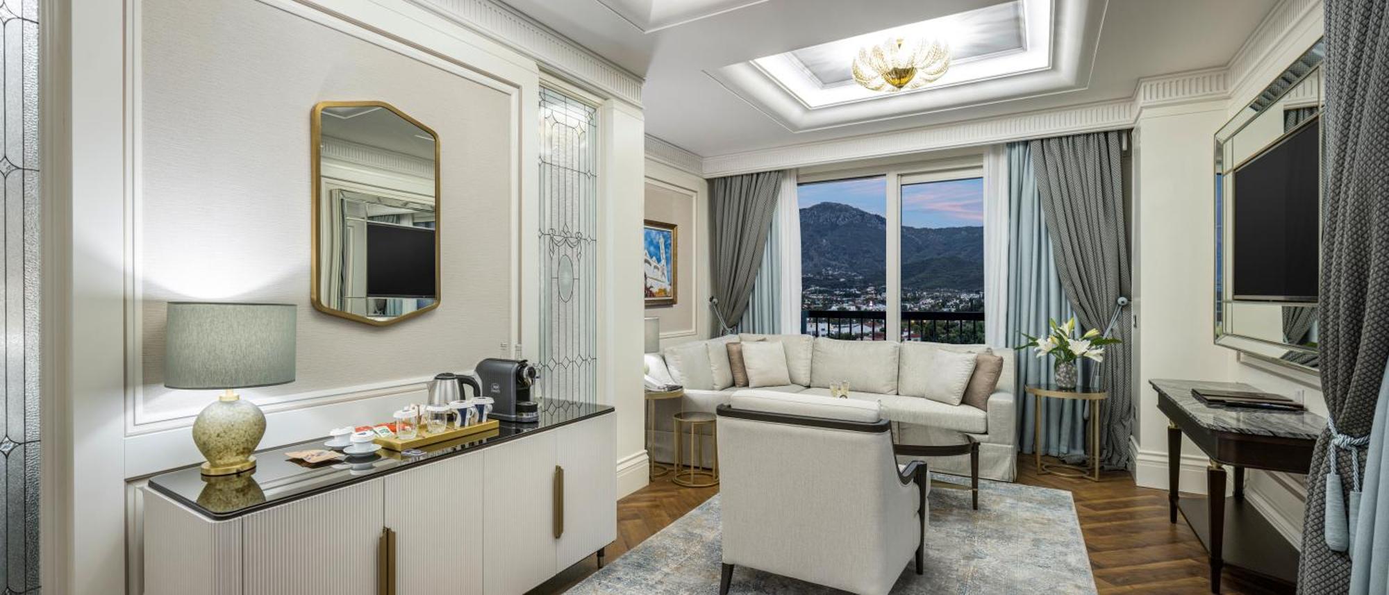 Merit Royal Diamond Hotel & Spa Karavas  外观 照片